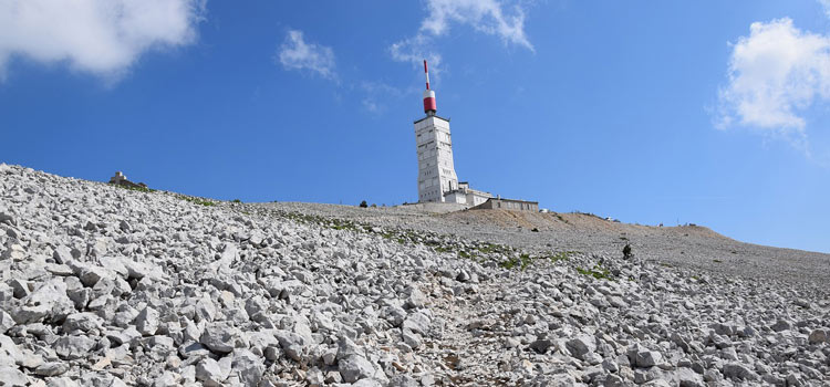 L'ascension du Mont Ventoux à vélo